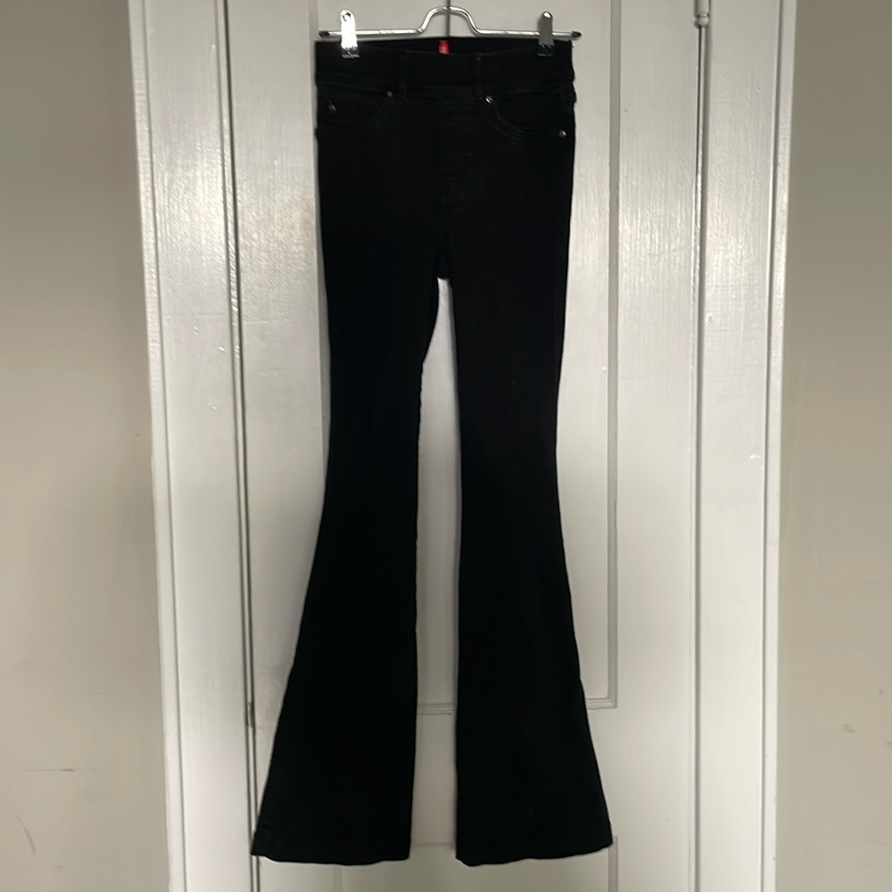 SPANXshape EveryWear Flare Jeans. XS.